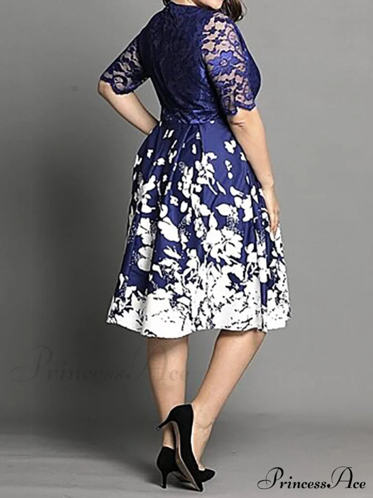 Lace Paneled Winged Trendy Heart Crop Cami Top