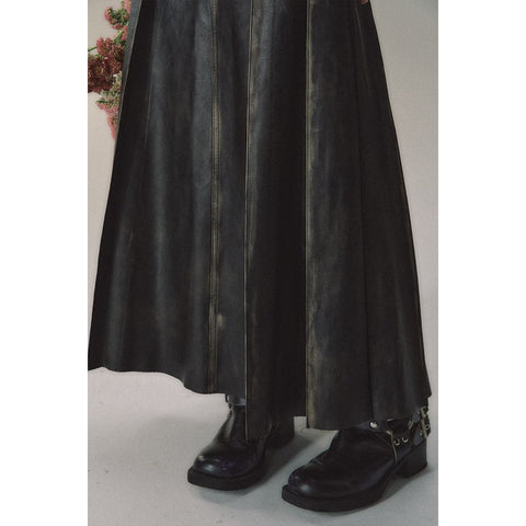 Black Leather Pleated Long Skirt - Brush-Off Elegance