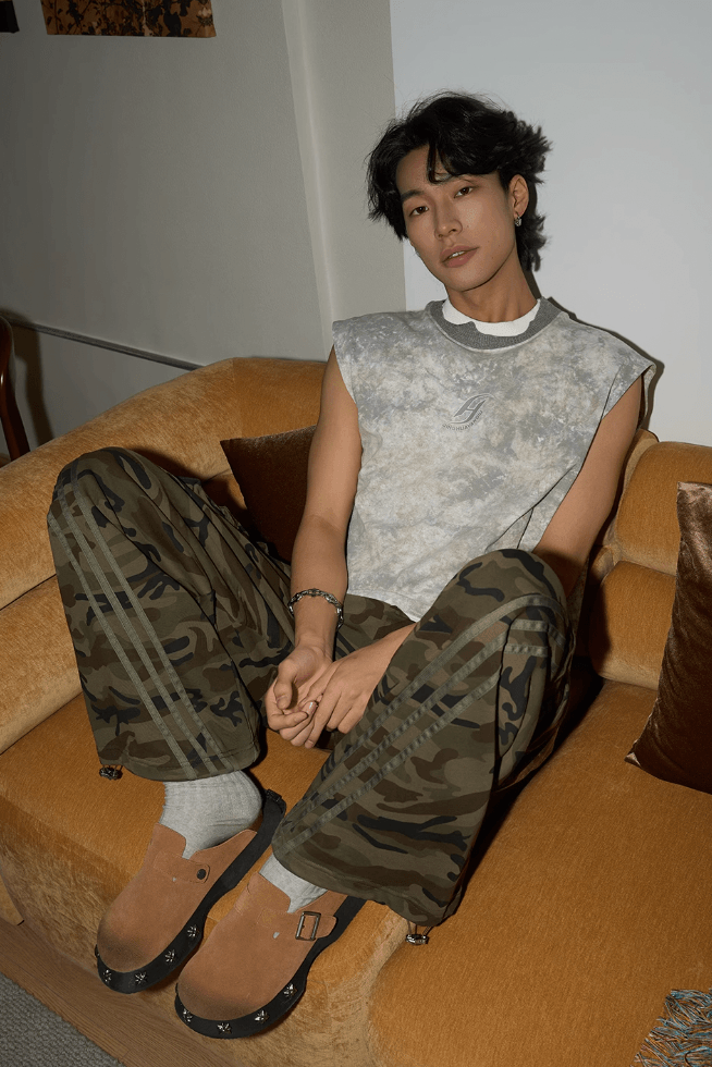 Sleeveless Tee With Camouflage Print Vest