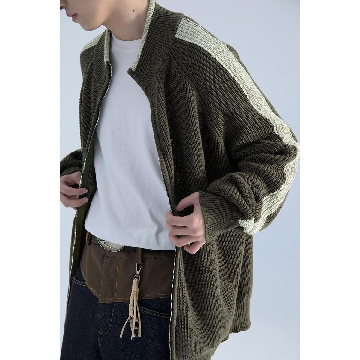 Sweater With Contrast Lined Sleeves