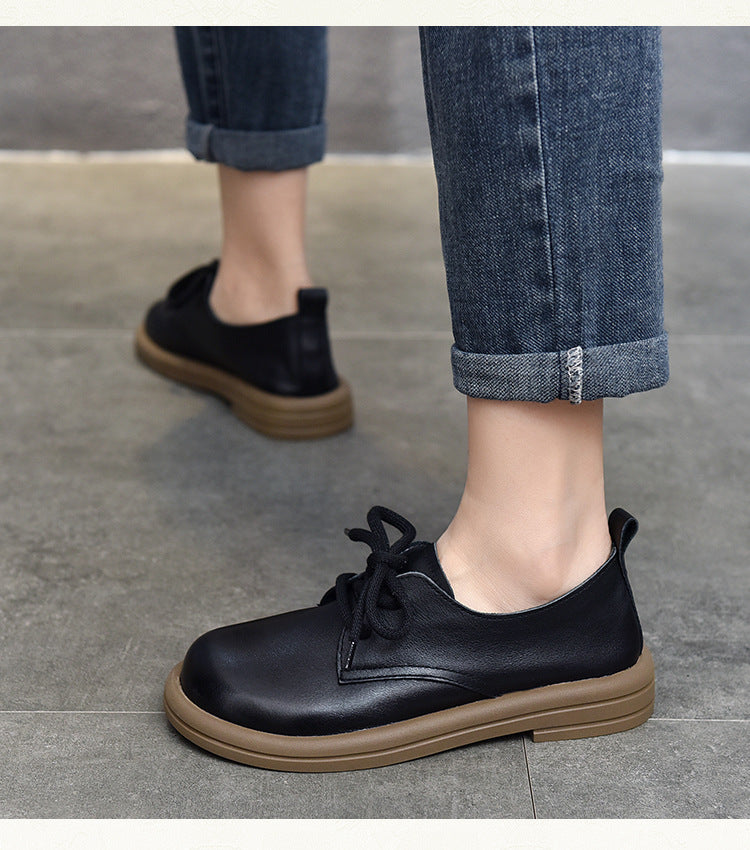 Simple Solid Color Mid Heel Leather Shoes