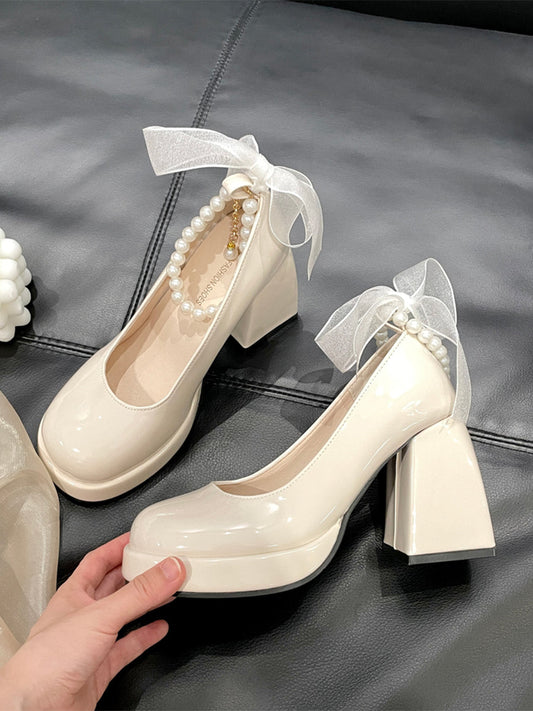 Round Toe Mary Jane Heels Shoes with Double Layered Pearls Chain