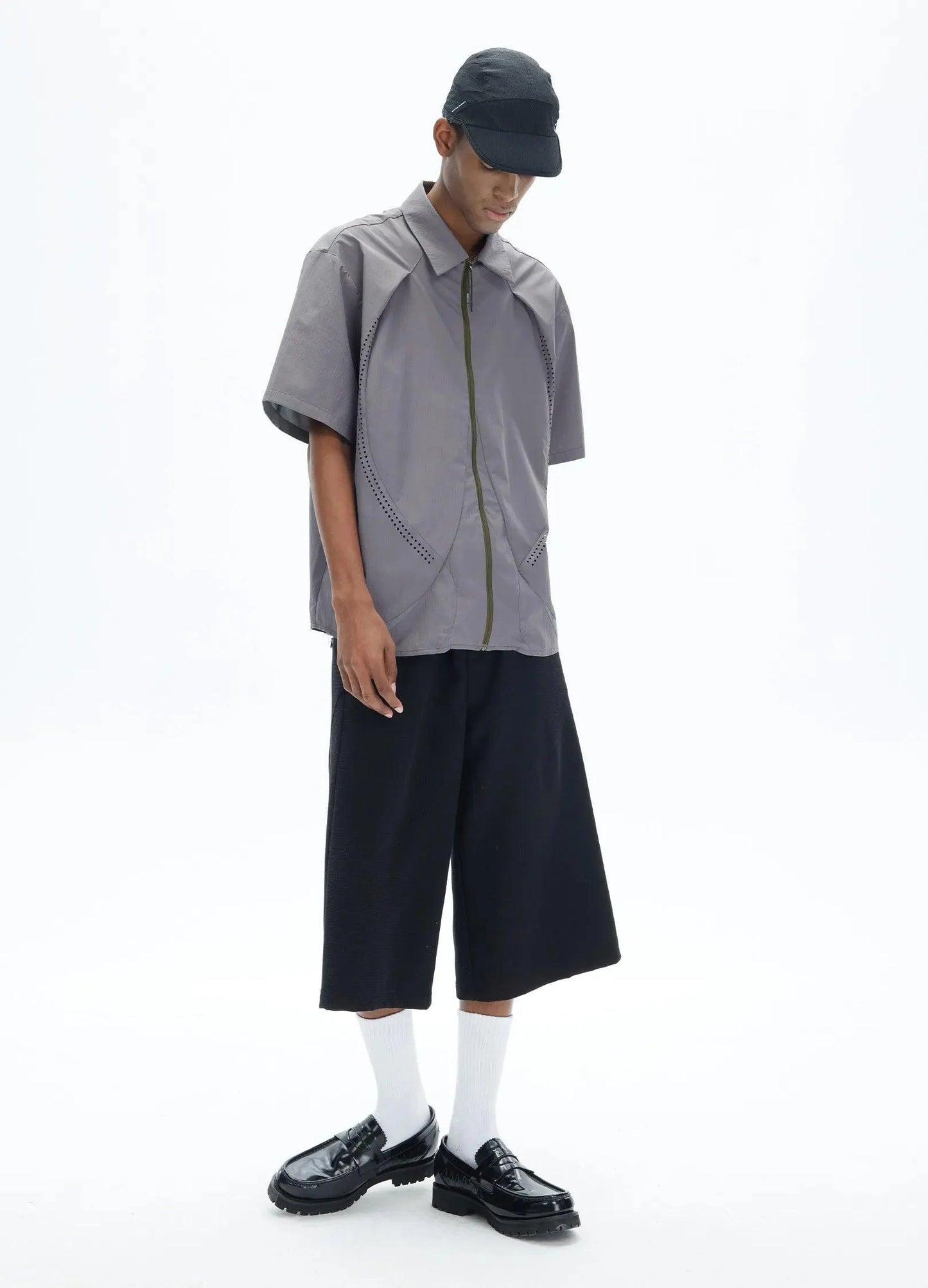 Relaxed Fit Cropped Shorts