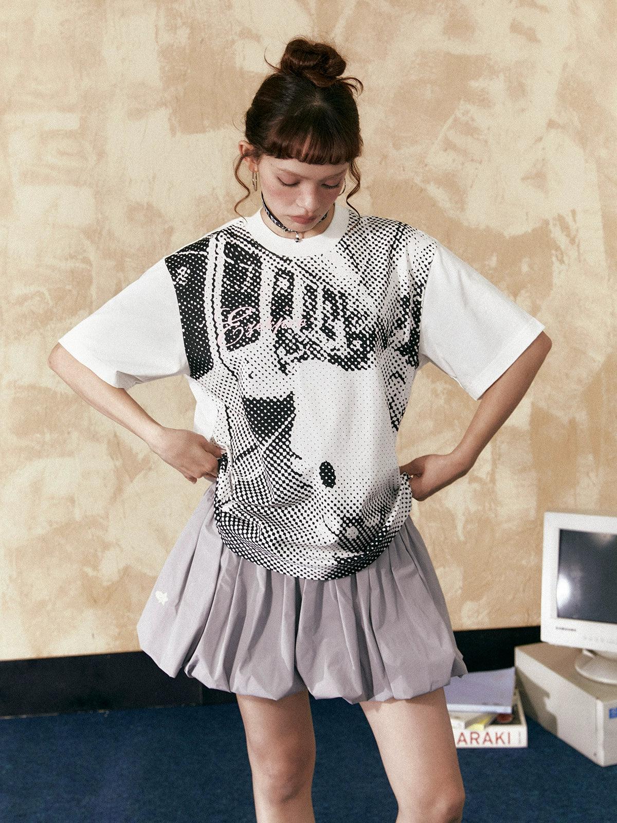 Ezek Artistic Halftone Print White Oversized T-Shirt And Gray Pleated Mini Skirt Set - Unisex Urban Streetwear