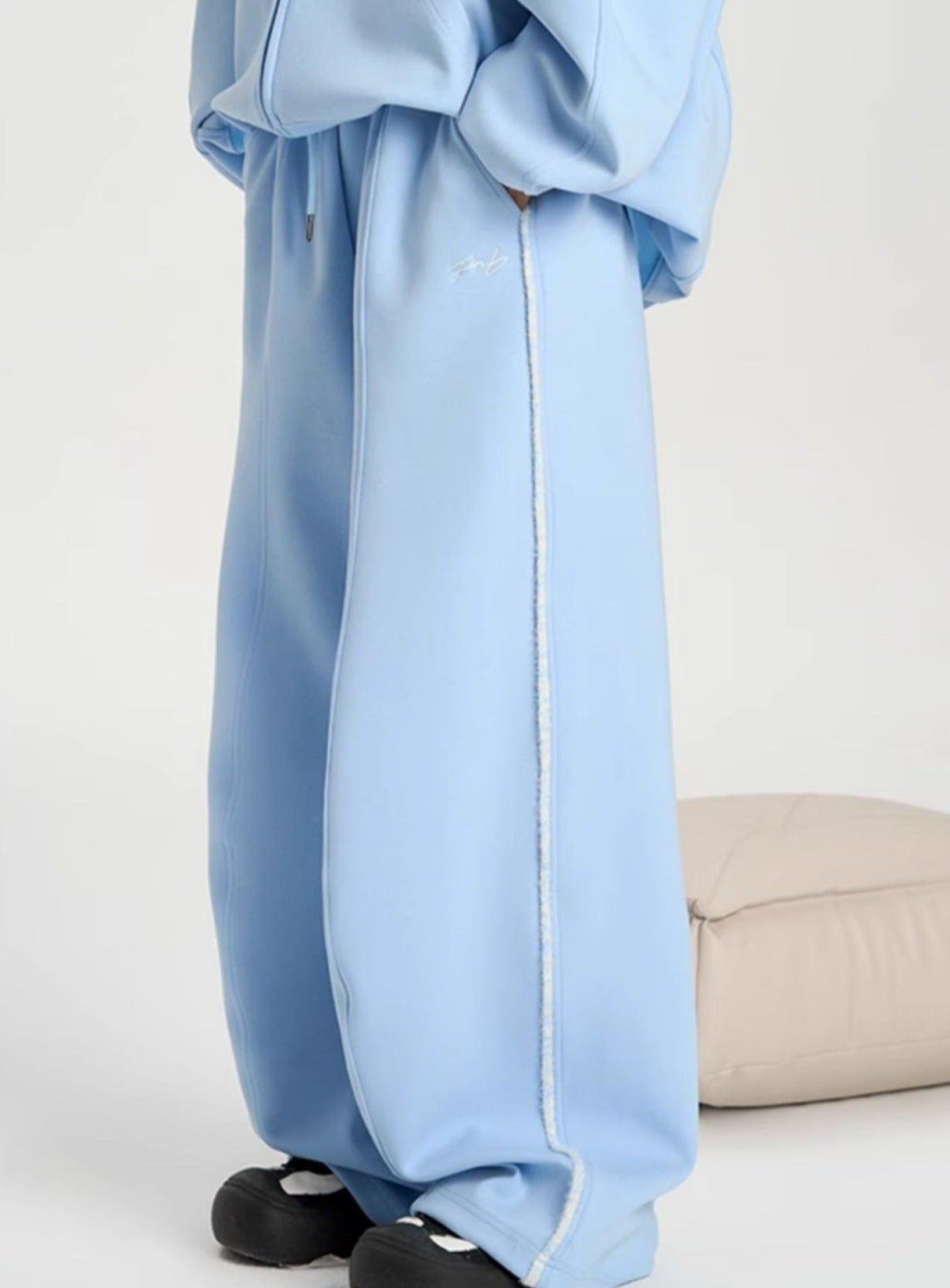 Spring Air Cotton Silhouette Pants