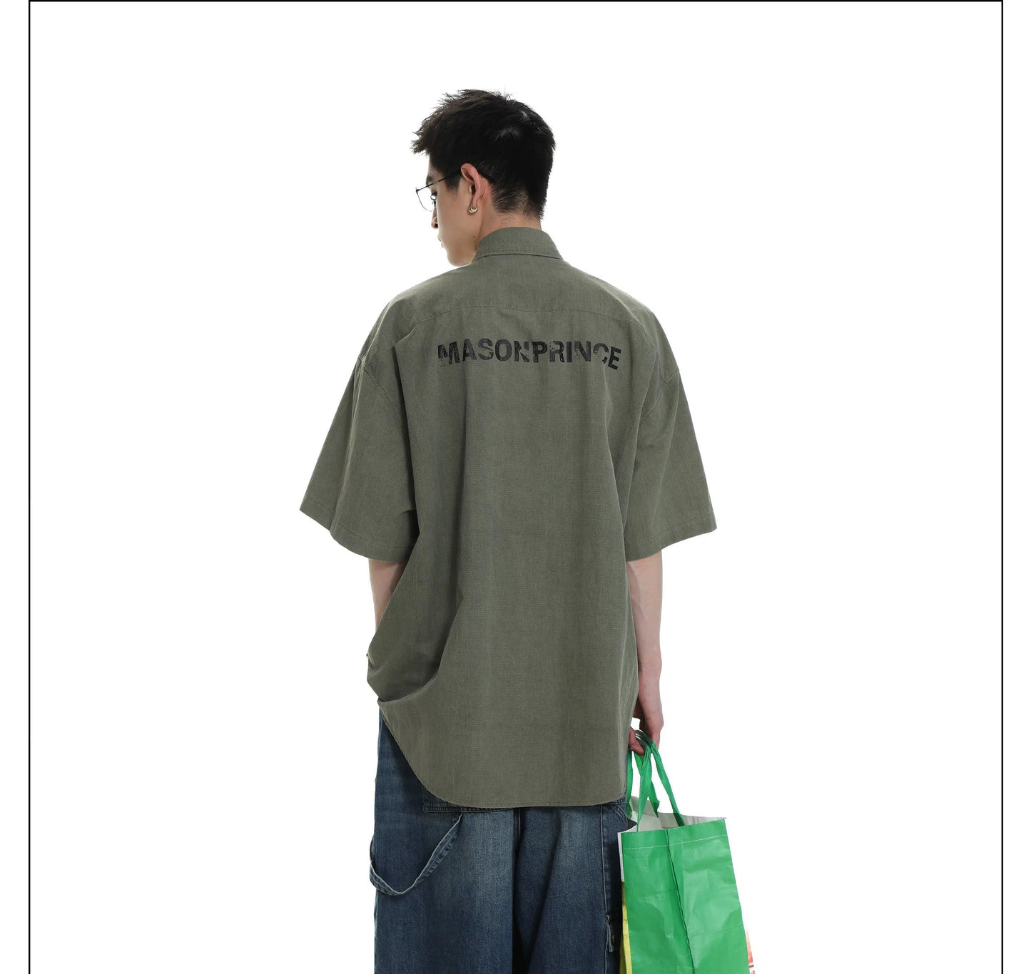 Shirt With Wide Arms And Buttons