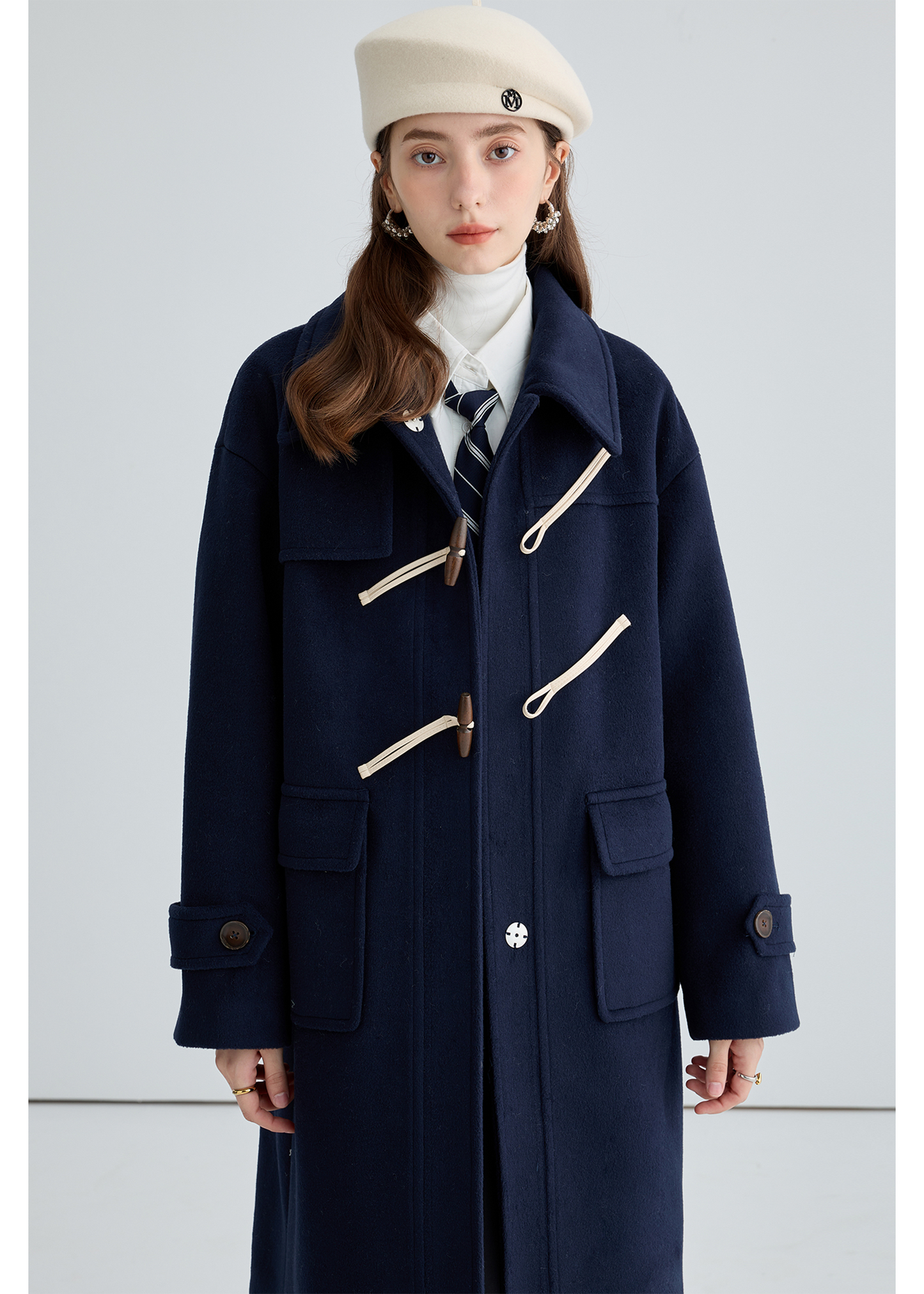 Winter Thick Woolen Coat With Horn Buttons