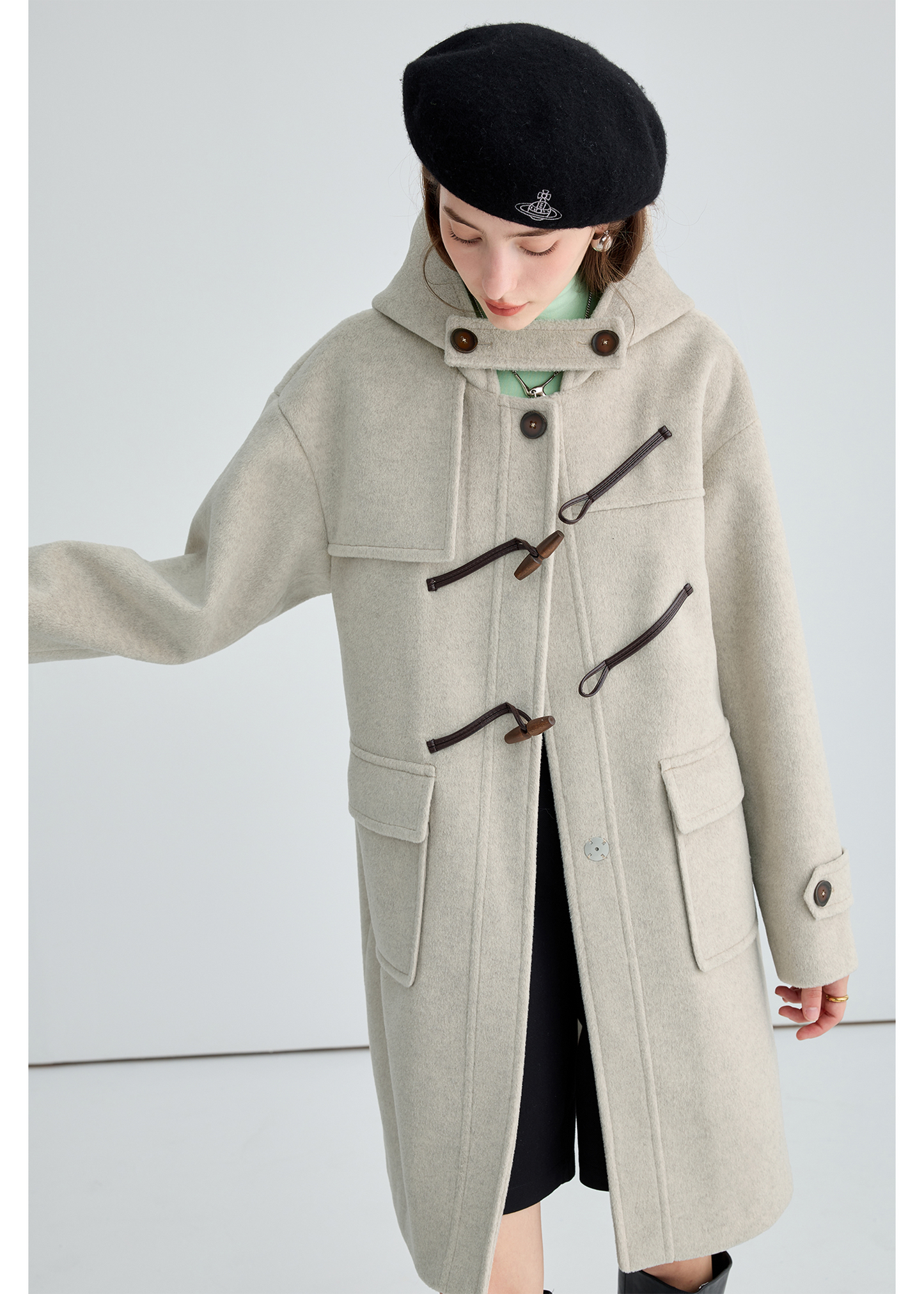 Winter Thick Woolen Coat With Horn Buttons