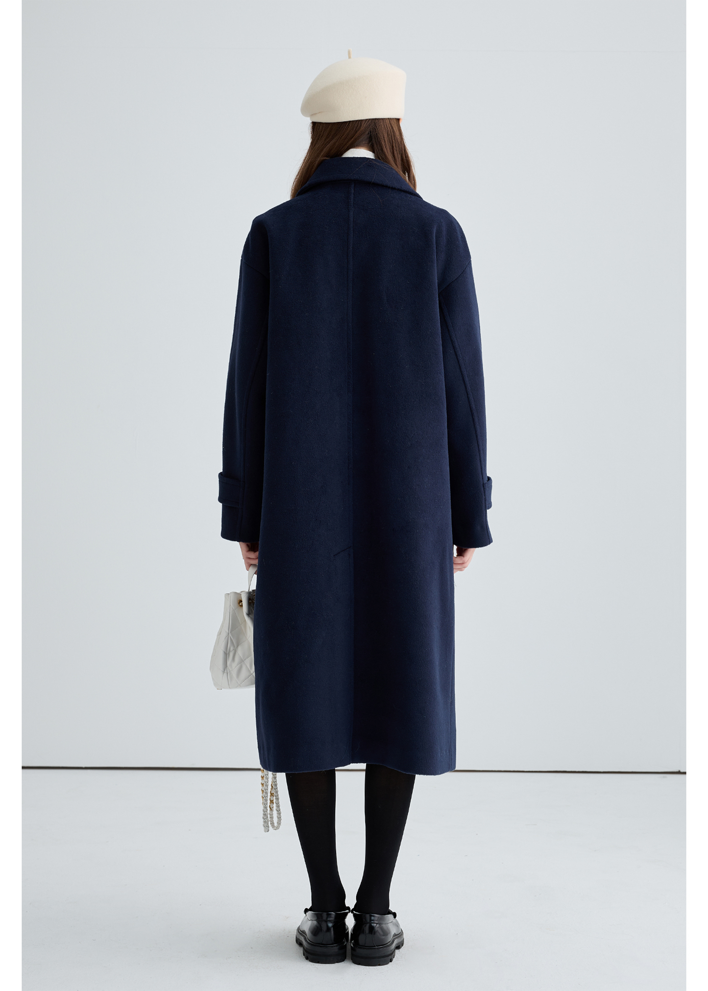 Winter Thick Woolen Coat With Horn Buttons