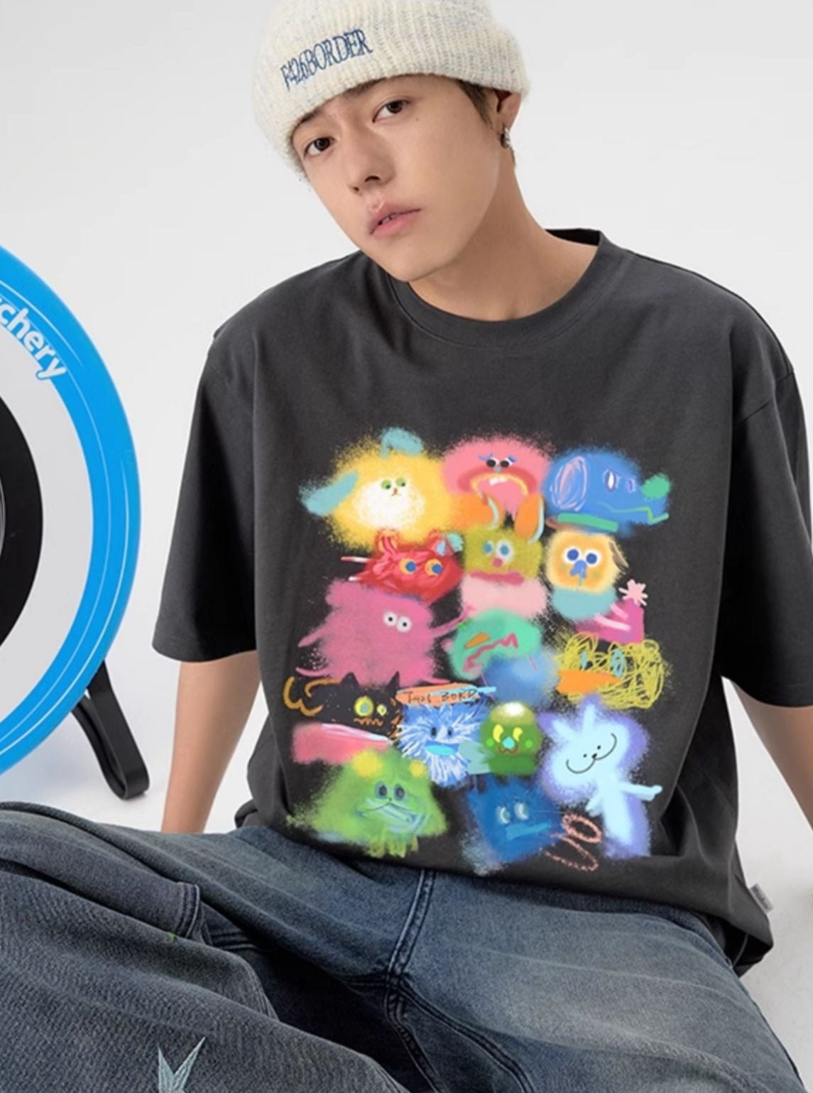 T-Shirt With Gradient Cartoon Print