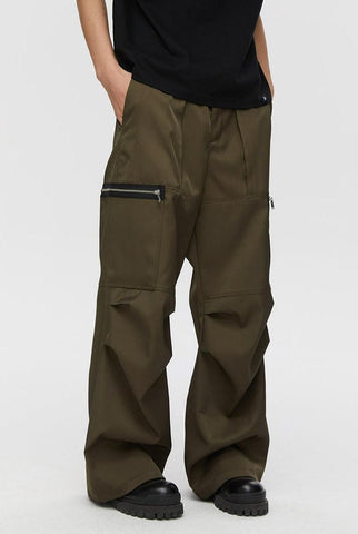 Pleated Pants With Zipped Pockets