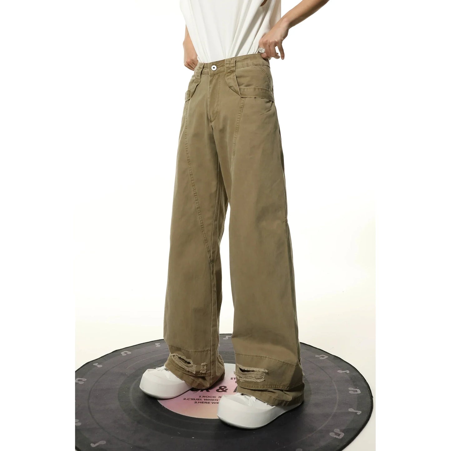 Wide-Leg Khaki Cargo Pants with Distressed Hem