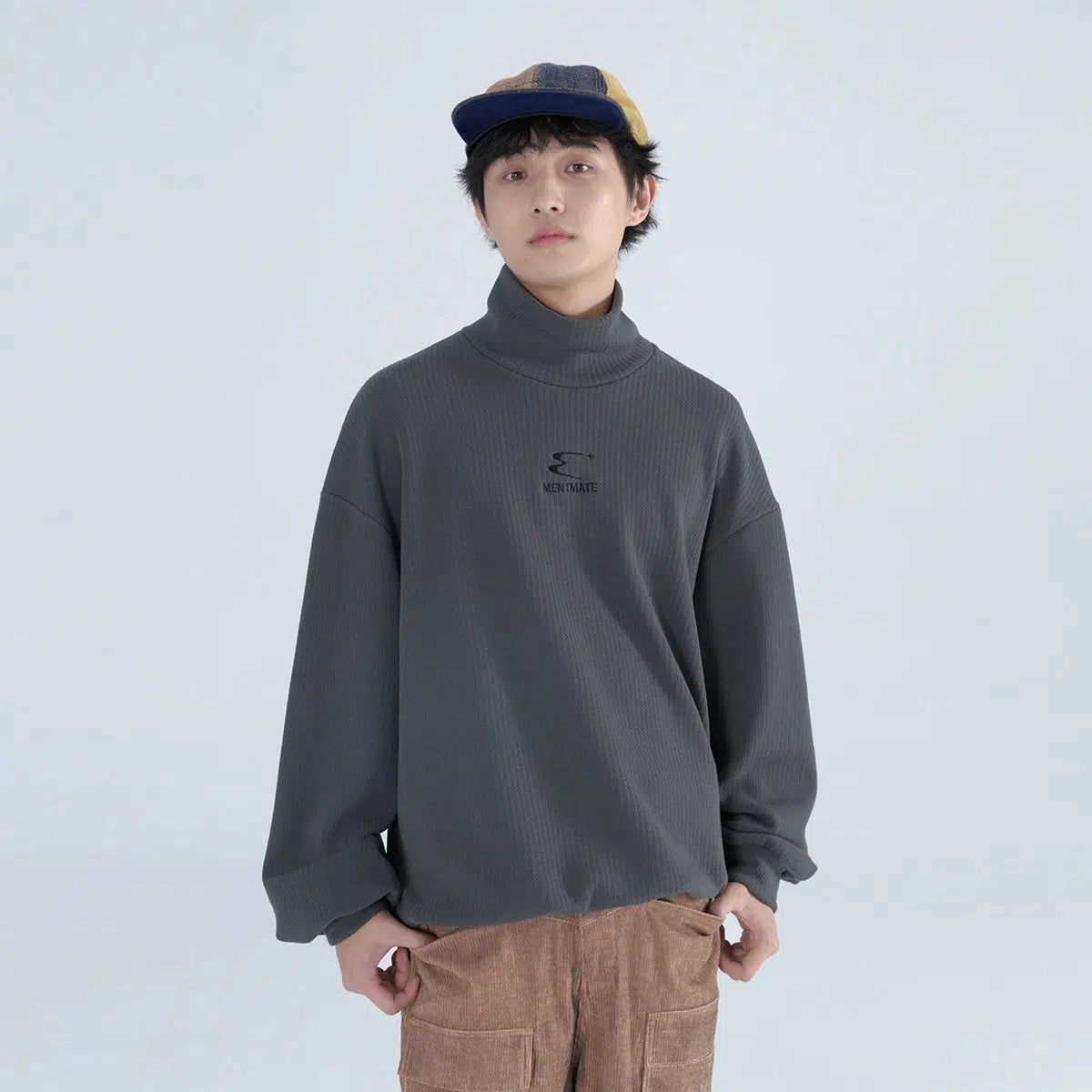 Relaxed Fit Mockneck Sweatshirt