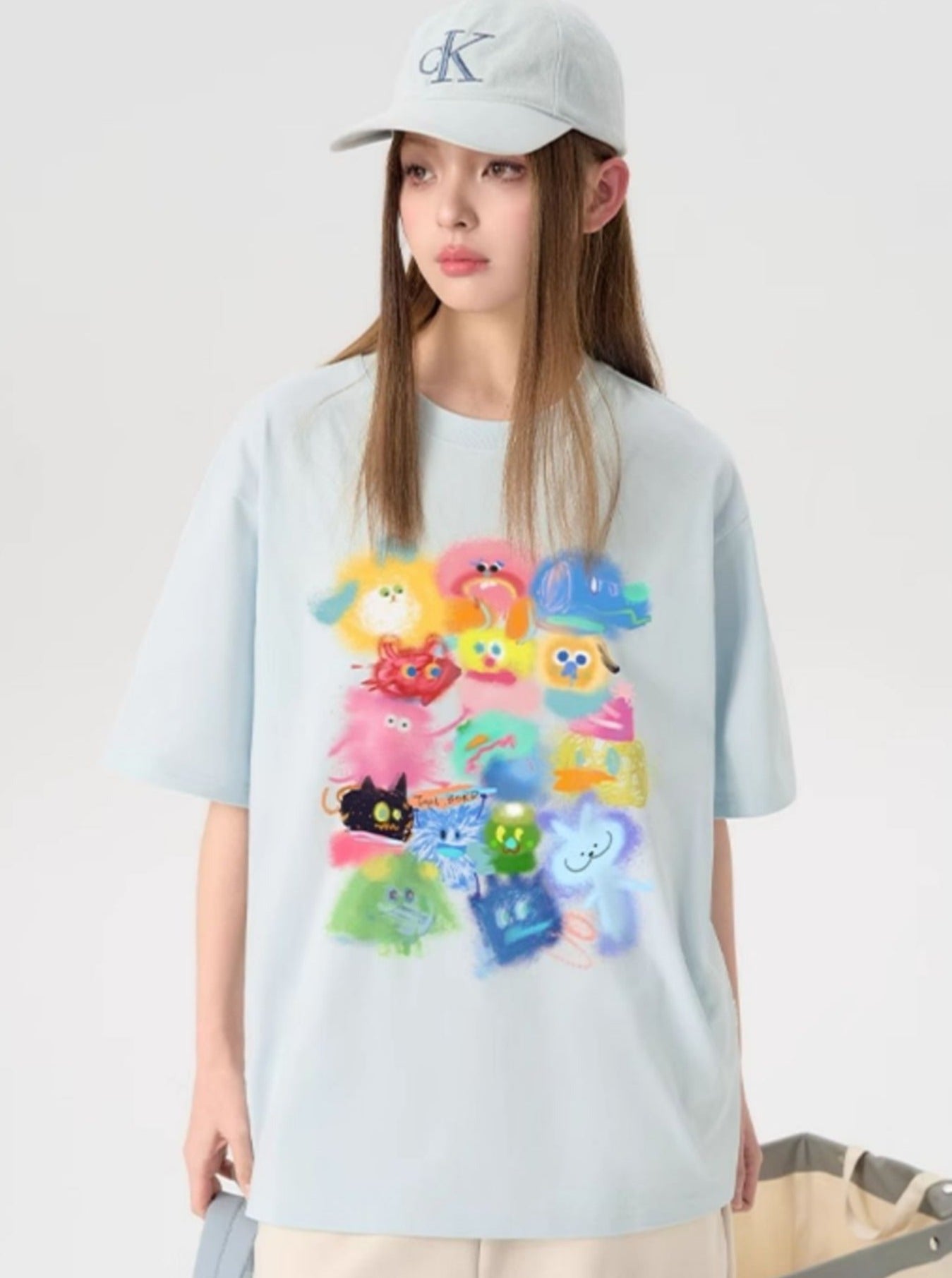 T-Shirt With Gradient Cartoon Print