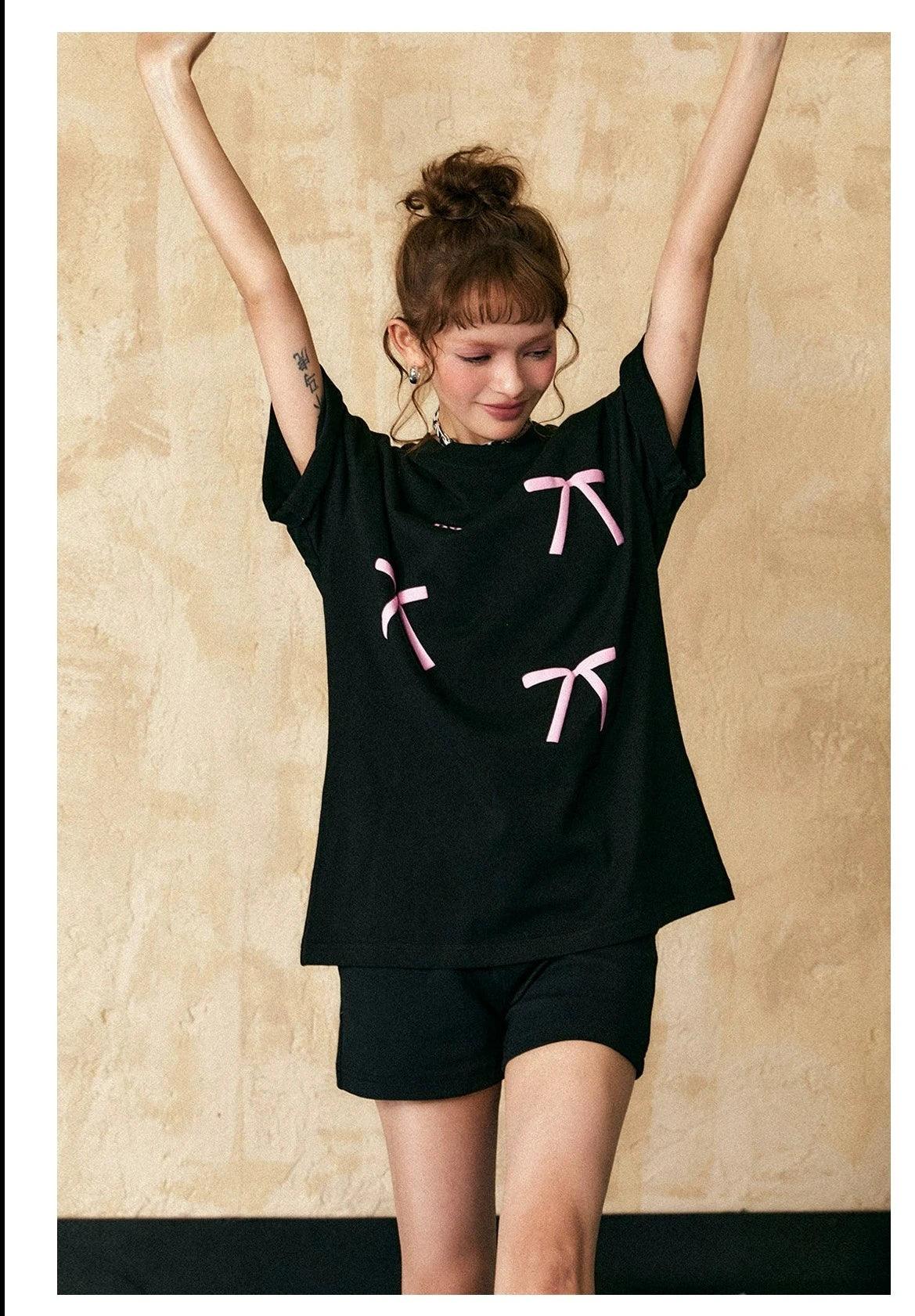 Ezek Neplaura Bow Print Oversized T-Shirt - Unisex Graphic Tee