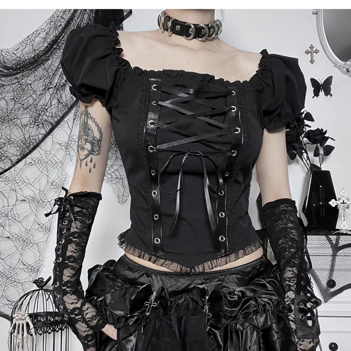 Wannathis Gothic Lolita Off-Shoulder Corset Top - Black Lace-Up Blouse With Puff Sleeves