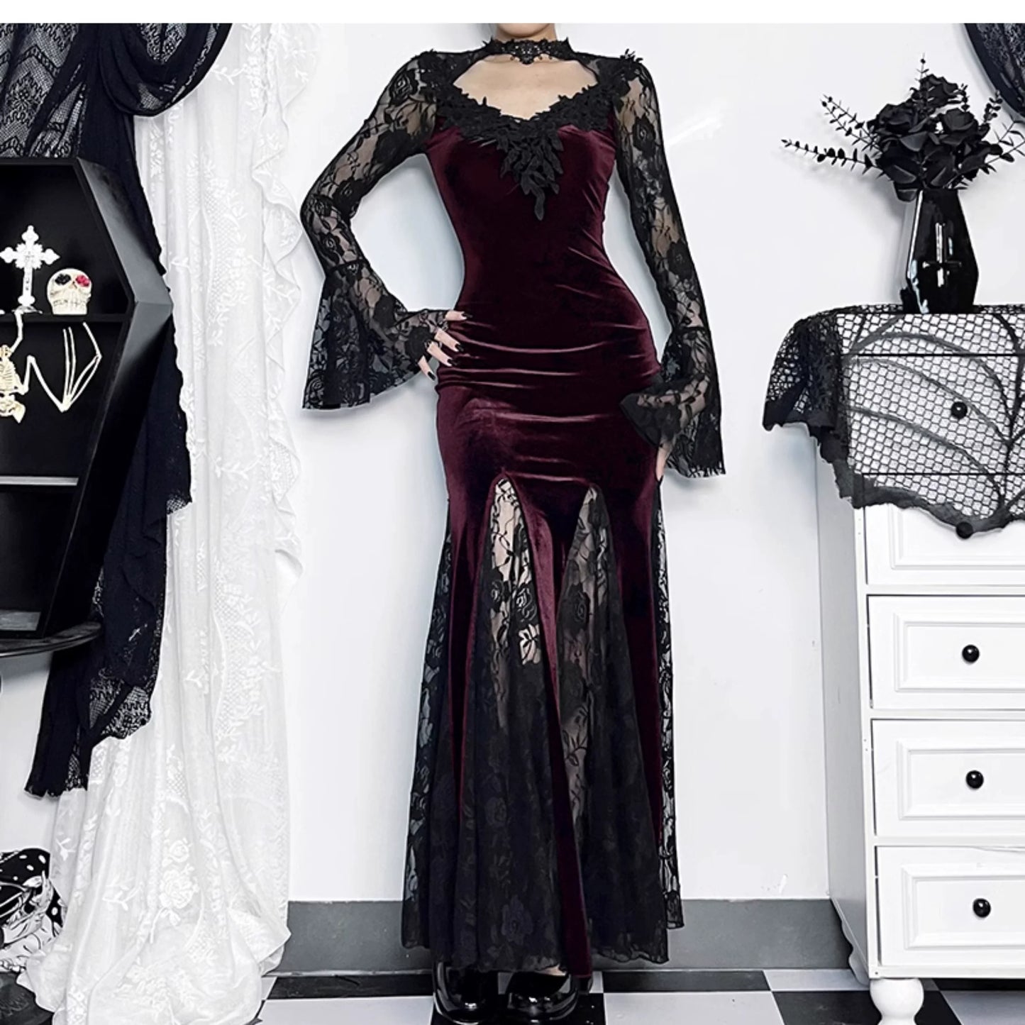 Wannathis Gothic Velvet Mermaid Gown - Long Sleeve Lace Floor-Length Dress With High Collar