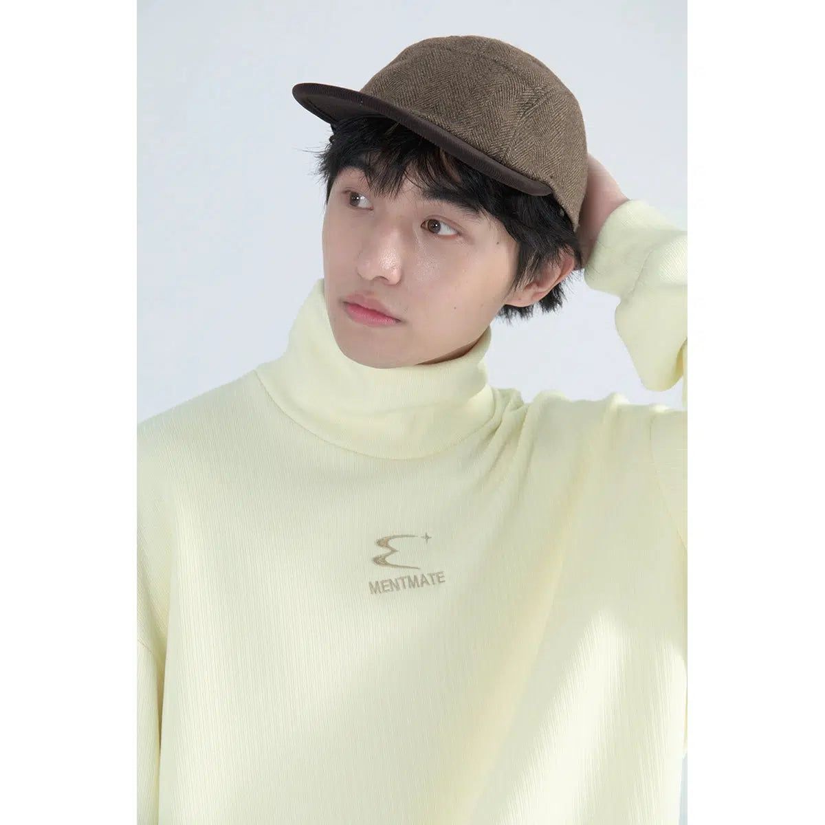 Relaxed Fit Mockneck Sweatshirt