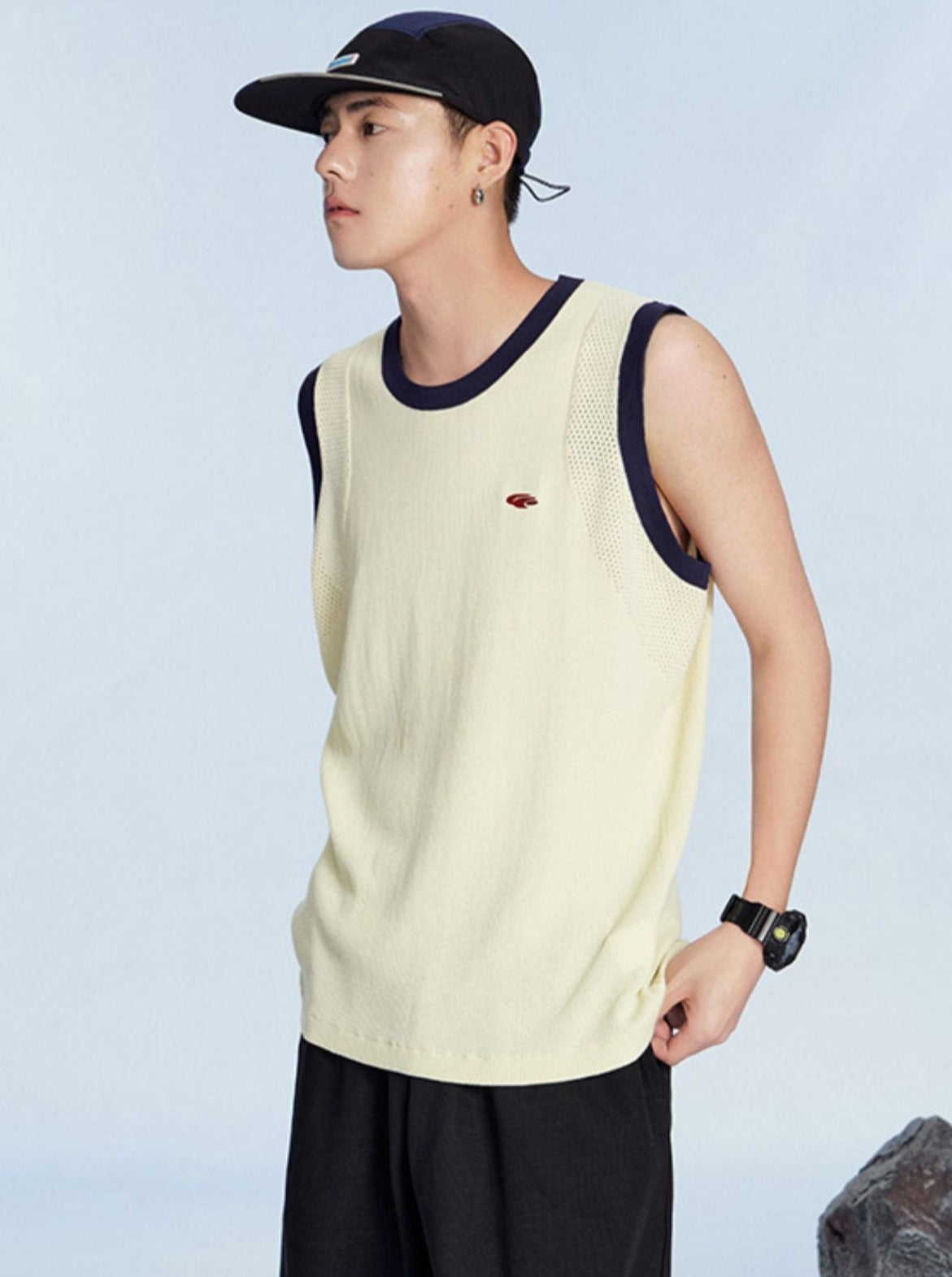 Sports Tank Top With Stitched Details