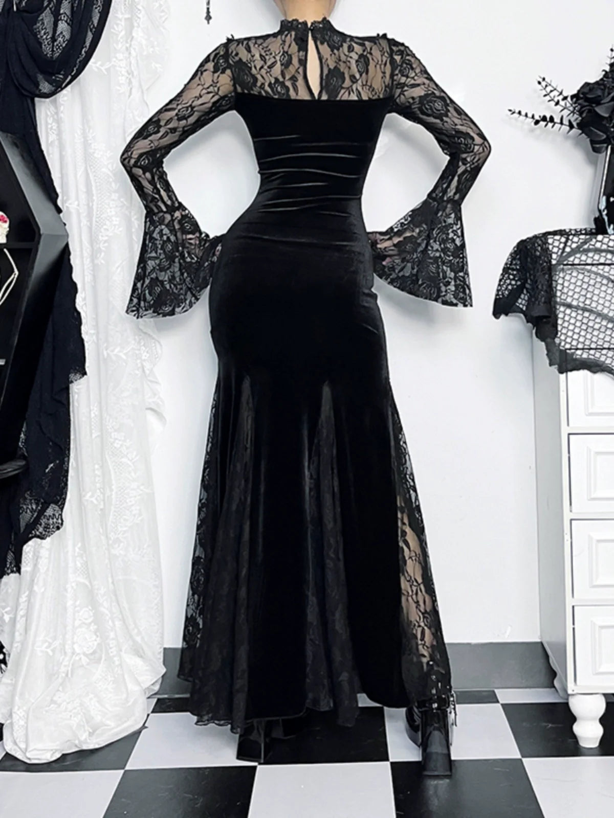 Wannathis Gothic Velvet Mermaid Gown - Long Sleeve Lace Floor-Length Dress With High Collar