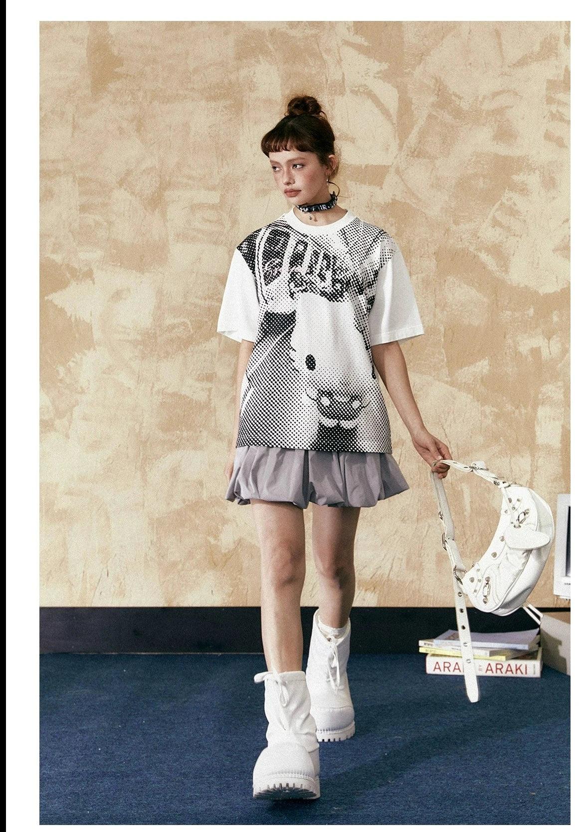 Ezek Artistic Halftone Print White Oversized T-Shirt And Gray Pleated Mini Skirt Set - Unisex Urban Streetwear