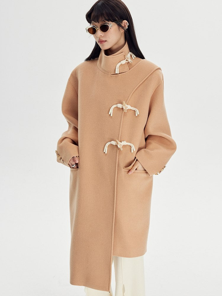 Woolen Coat With Horn Button