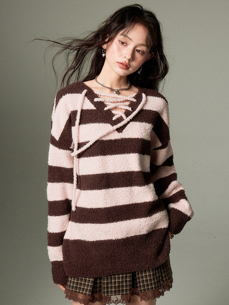 Strappy Border Knit Pullover