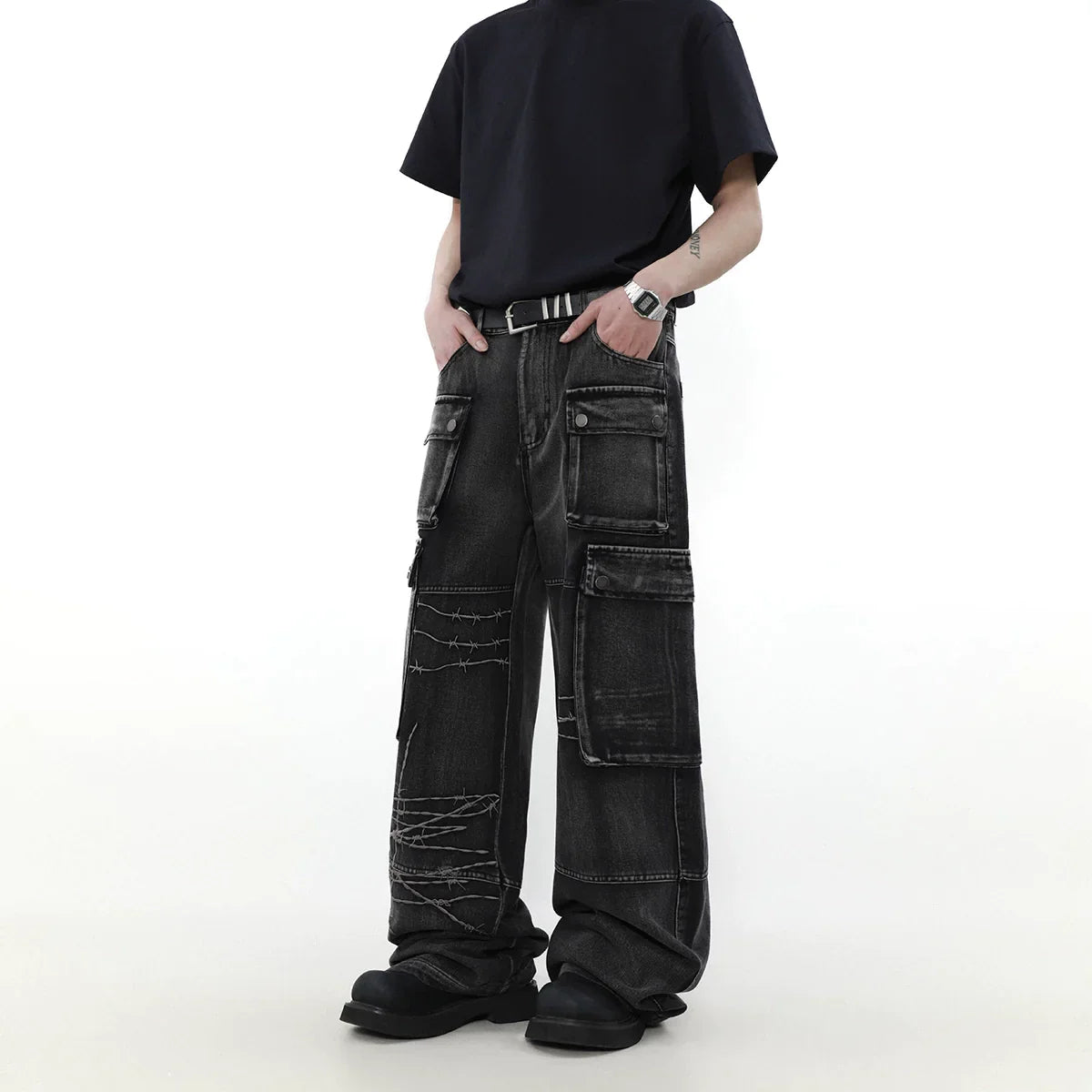 Rugged Explorer Multi-Pocket Jeans