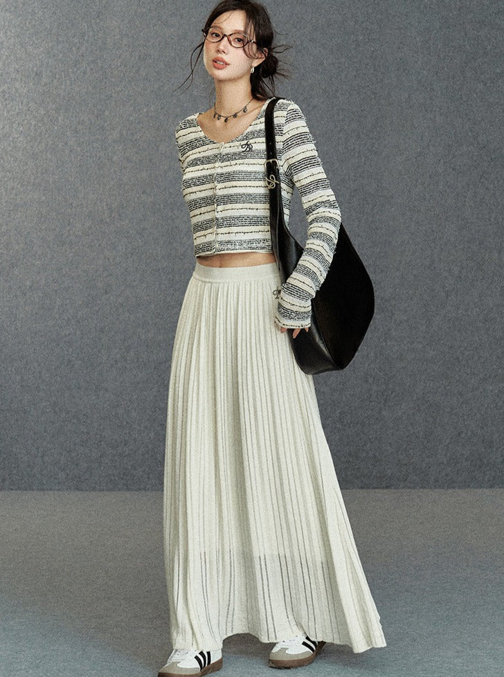 Ethereal Pleated Maxi Skirt: Timeless Elegance in Ivory