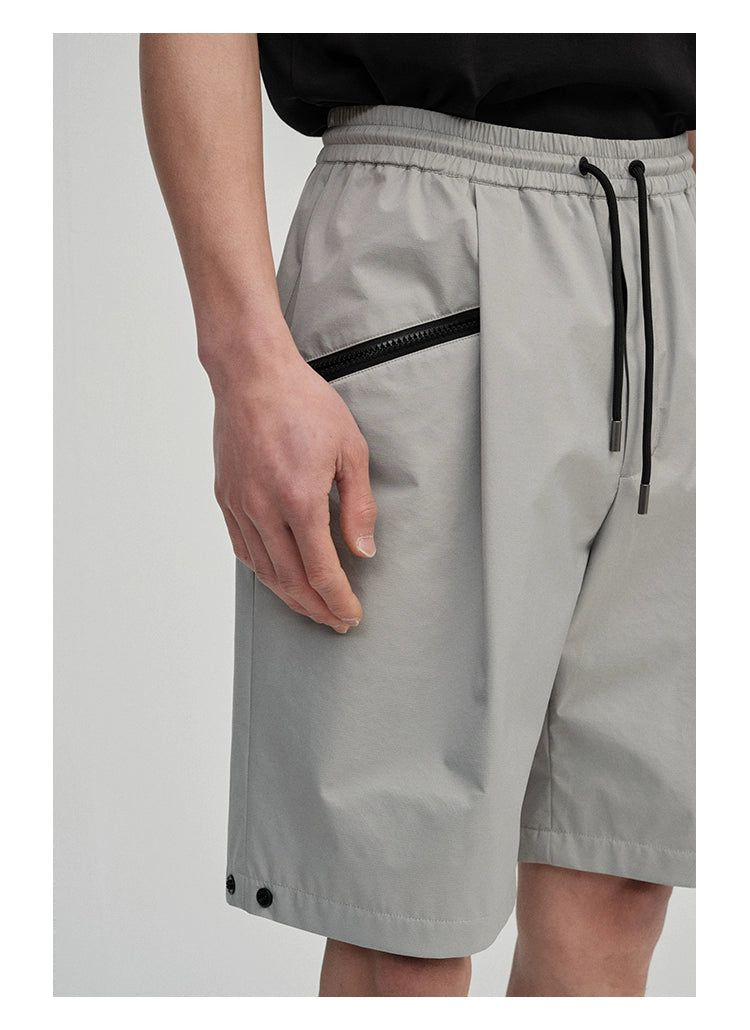 Shorts With Side Zippered Pockets