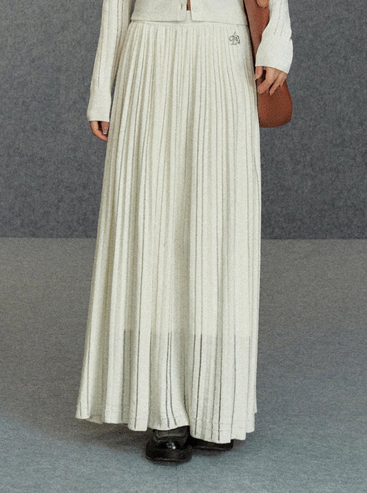 Ethereal Pleated Maxi Skirt: Timeless Elegance in Ivory