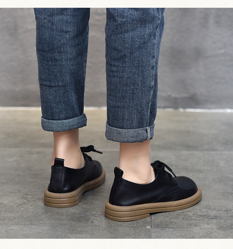 Simple Solid Color Mid Heel Leather Shoes