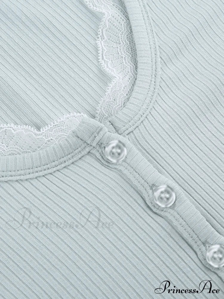 Lace Trim Graceful Knit Crop Top