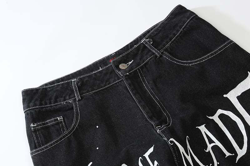 Distressed Statement Jeans