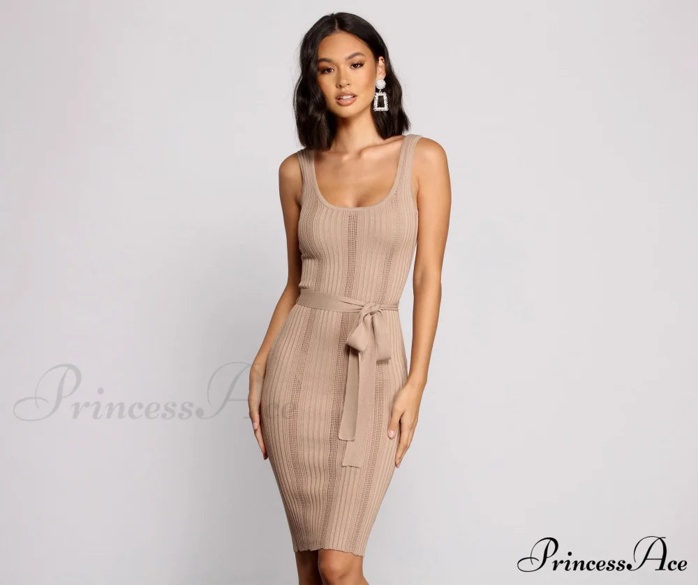 Slay In Style Ribbed Graceful Scoop Neck Midi Dress