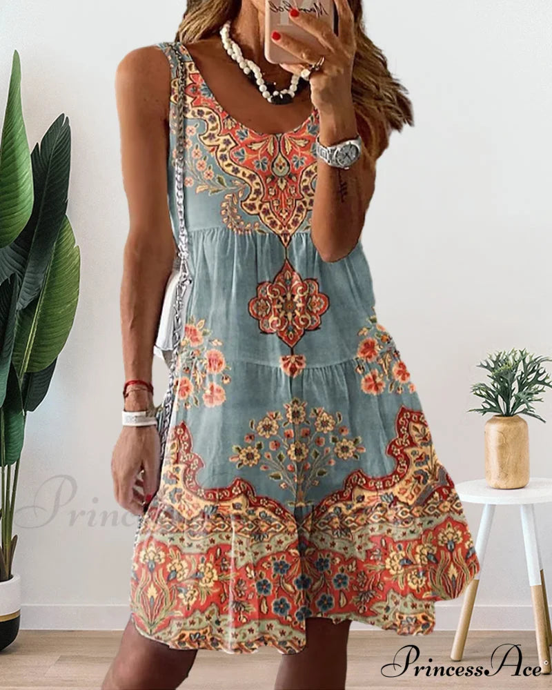 Sleeveless dress with floral print