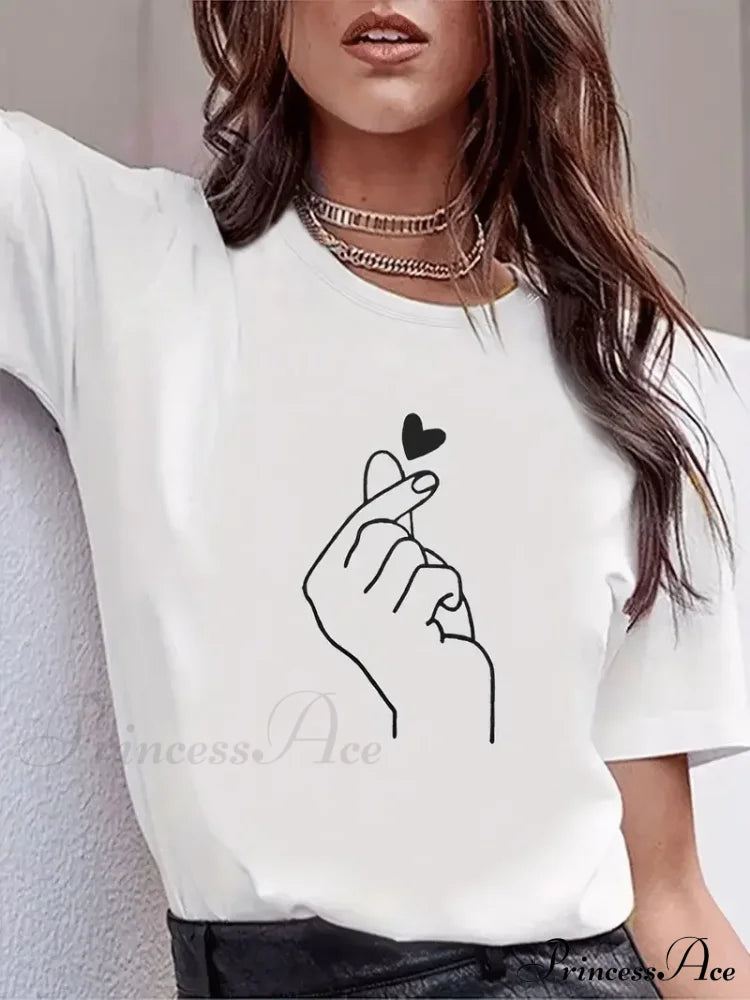 Solid Color Round Neck Plus Size Women's Short Sleeve Casual Daily Oversized Harajuku Summer Heart Print T-shirt