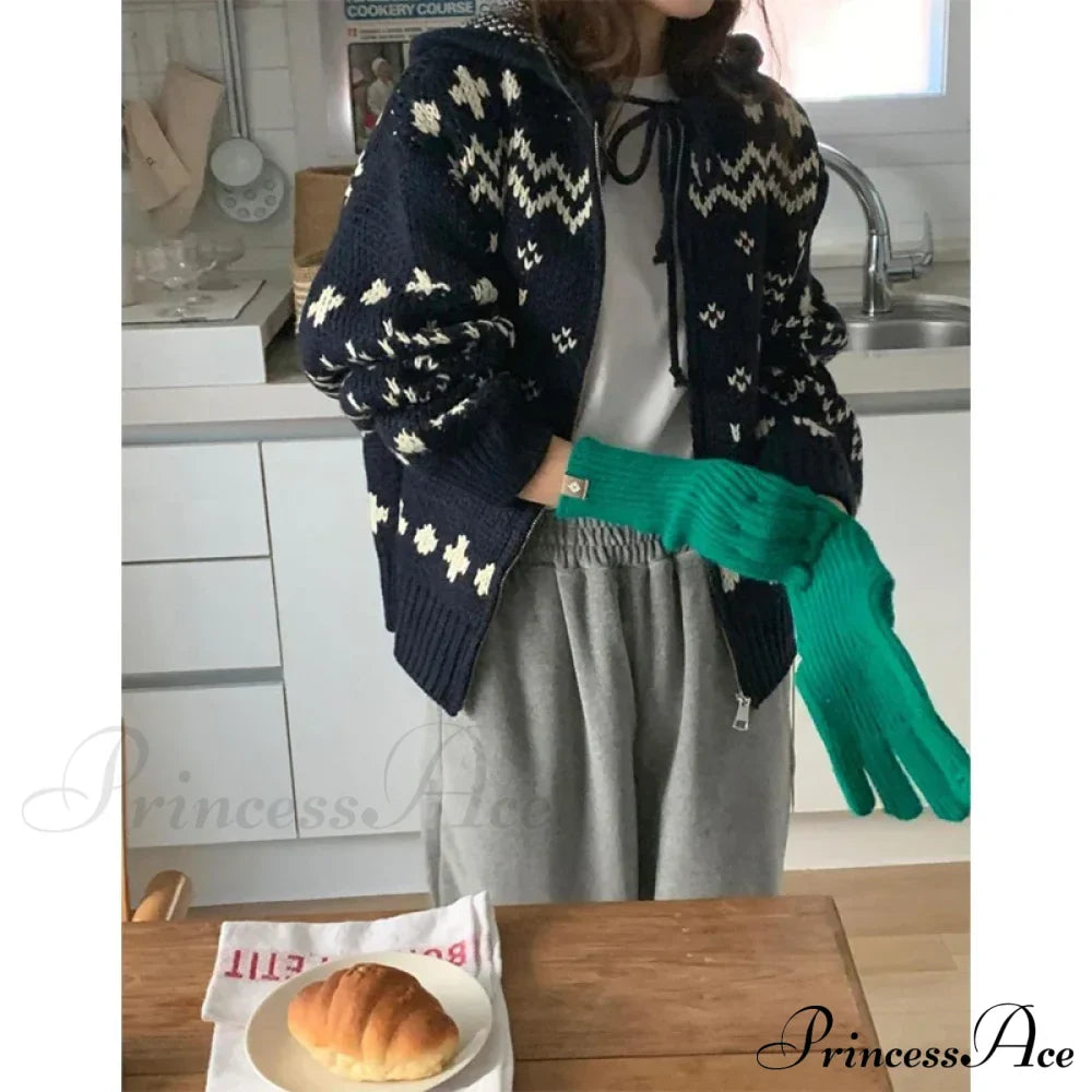 Vintage Hooded Jacquard Cardigan